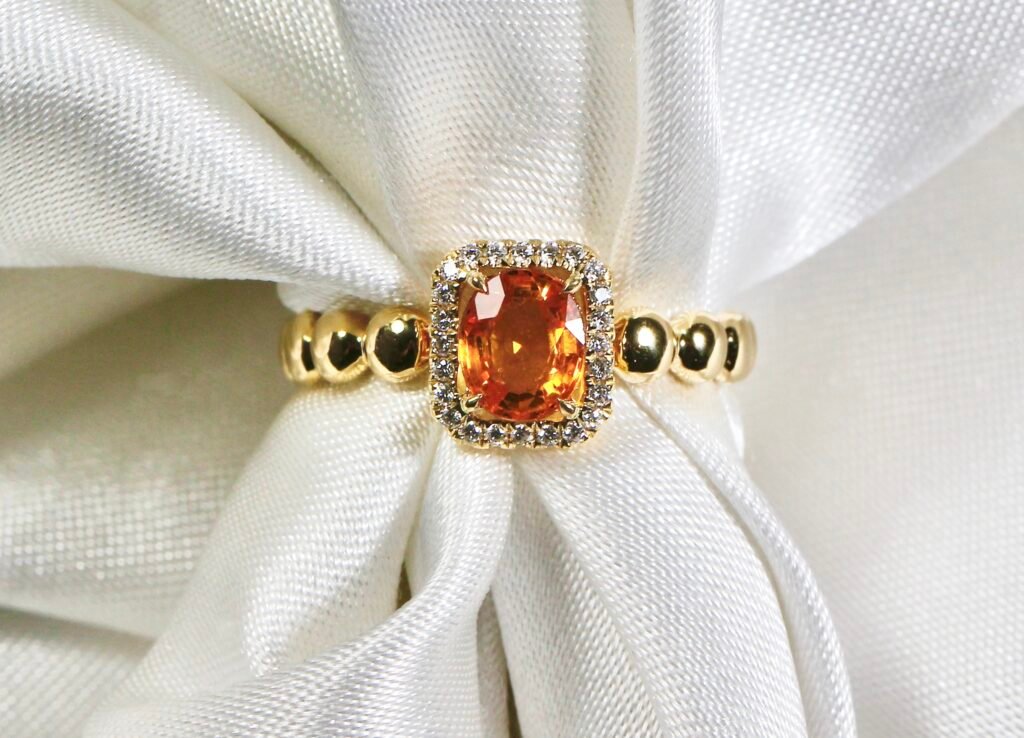 天然黃寶石鑽石戒指