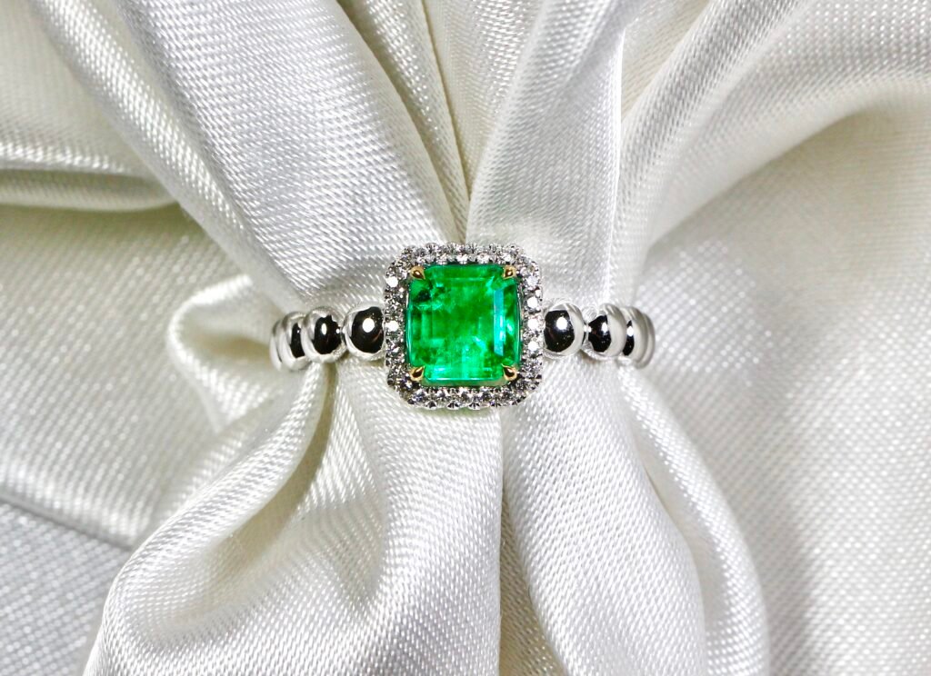 天然祖母綠鑽石戒指