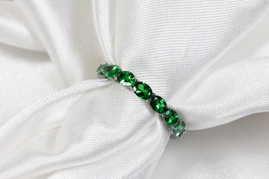 天然沙弗萊寶石戒指