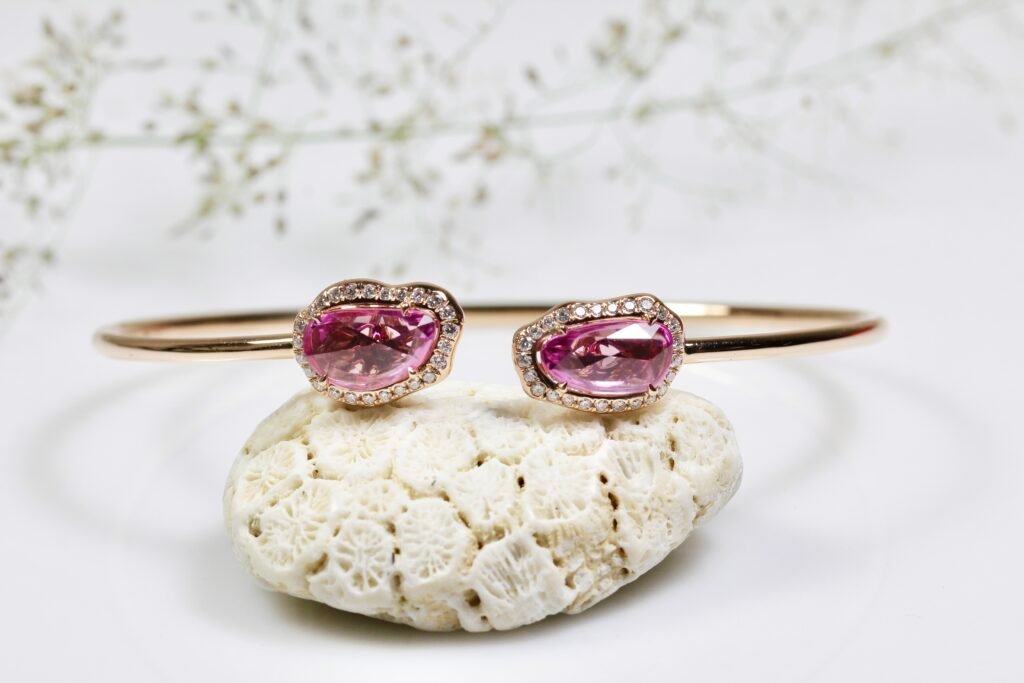 天然粉紅色藍寶石鑽石手環