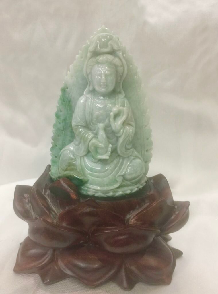A貨天然翡翠觀音擺件